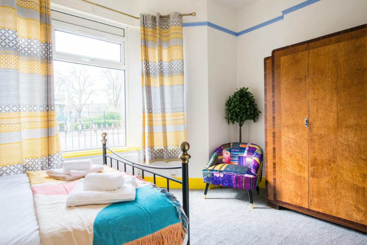 1 Bed Central Cardiff Apartment Buitenkant foto