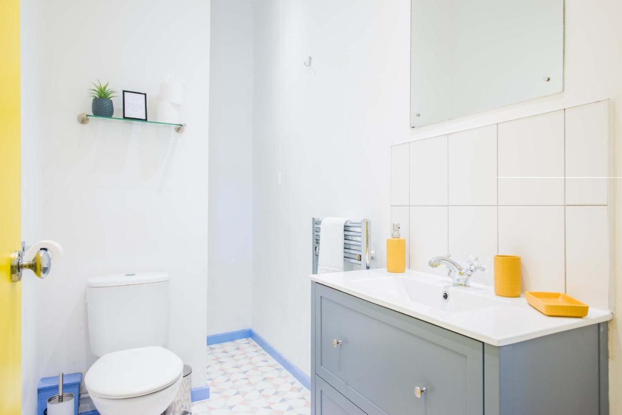 1 Bed Central Cardiff Apartment Buitenkant foto