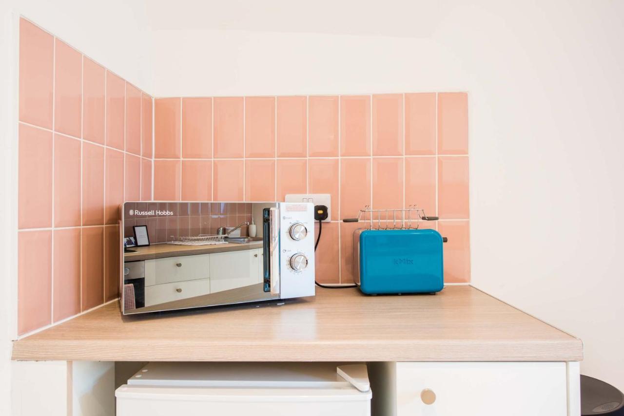 1 Bed Central Cardiff Apartment Buitenkant foto